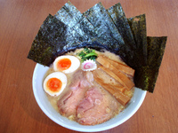 「げんこつよくばりらーめん」@めんや焔の写真