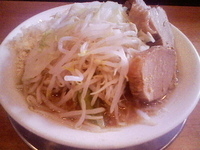 「小ラーメン豚増し+にんにく」@製麺所 豚とこむぎの写真