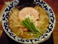 「和だし醤油らぁ麺+大盛り」@麺や すみばの写真