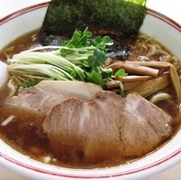 「醤油太麺 濃口」@あぢとみ食堂の写真