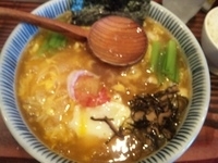 「三鮮酢麺830円+大盛り100円+ライス（ランチサービス）=93」@戎の写真