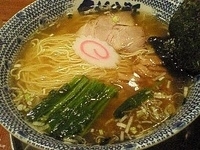 「らーめん薄口醤油味（700円）・大盛り（100円）」@くじら軒 八重洲店の写真