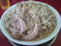 「ラーメン ニンニクアブラ」@ジャンクガレッジ 東大宮店の写真