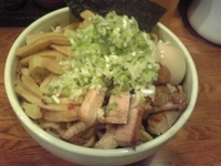 「特製汁なし（大盛）+きざみネギ+メンマ」@らーめん 破顔の写真