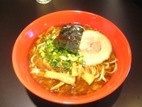 「醤油豚骨ラーメン」@麺家 一超 月が丘店の写真