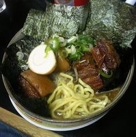 「角煮ラーメン（太麺）」@ラーメン 峰の写真