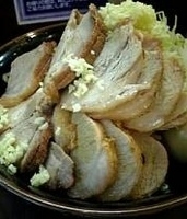 「塩つけめん（大）+豚増し+豚増し+味玉 【麺固め・野菜・アブラ多」@らーめん陸の写真