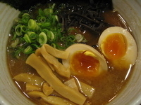 「感謝らーめん全部盛り(580円)」@ごくらーめんの写真