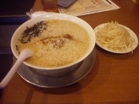 「特中華そば 玉葱ぬき、温野菜、大脂」@酒麺亭 潤 燕総本店の写真