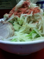 「大盛りつけめん（ヤサイマシマシ+アブラ+ニンニク+トウガラシ）」@ラーメン二郎 大宮店の写真