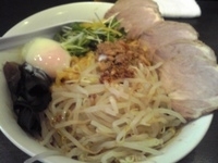 「ちょっとづつ全部のせ油めん（醤油・大盛）」@拉麺研究所 香の写真