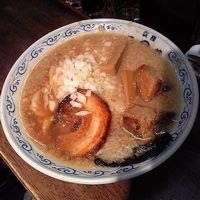 「燕三条系ラーメン 期間限定（限定③）+角煮」@二葉 上荻店の写真