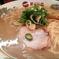 「こってり中華そば・大盛り・麺硬め（￥850）」@天下一品 歌舞伎町店の写真