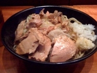 「豚増しまぜそば」@製麺所 豚とこむぎの写真