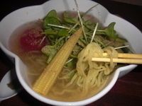 「冷やし鶏そば780円」@麺・酒処 ぶらりの写真