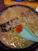 「黒とんこつ+こってり ￥590」@火の国 文龍 総本店の写真