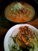 「ミニ味噌ラーメン 玉子かけご飯」@めんこい亭の写真