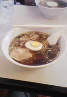 「ラーメン（日替わりサービス月曜日）300円」@華香の写真