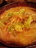 「味噌ラーメン740円+生ビール」@九州とんこつラーメン赤煙突の写真