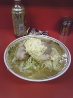 「大ラーメン（野菜少なめ にんにくマシ）」@ラーメン二郎 茨城守谷店の写真