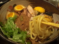 「油そば750円+生卵50円」@油そば 椿の写真