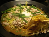 「冷やしかれー麺大盛り1,000円+辛口100円+サービスライス」@かれー麺 実之和 南青山店の写真