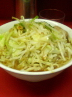 「ラーメン小 にんにく かため」@ラーメン二郎 桜台駅前店の写真