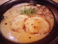 「豚骨醤油らー麺」@なかの屋の写真