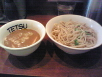 「辛つけあつ強麺」@つけめんTETSU 千駄木本店の写真