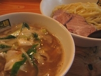 「濃菜つけ麺」@濃菜麺 井の庄の写真