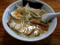 「とんこつ醤油+チャーシュー」@ラーメン 利尻 北茨城本店の写真