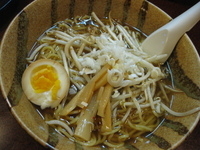 「らーめん￥400」@創作料理 まんてんの写真