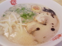 「牛醤ラーメン+パリパリ餃子セット」@まこと屋 マックスバリュ羽倉崎店の写真