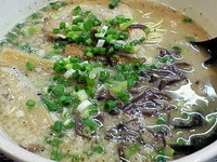 「きちえもん豚（細麺）+替え玉 650円+150円」@らーめん きちえもんの写真