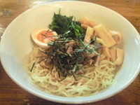 「冷やしラーメン（700円）」@骨丸の写真