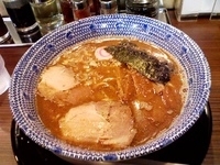「武士系豚骨ラーメン」@麺屋ZERO1 吉祥寺店の写真