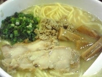 「白鶏らーめん」@鶏の穴の写真