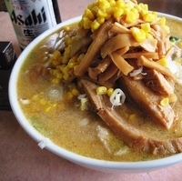「ひぐま 大盛り（麺2倍）+チャーシュー +メンマ+コーン」@サッポロラーメン羆 龍舞店の写真