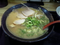 「ラーメン、餃子、小ライス」@ラーメン 横綱 松戸店の写真