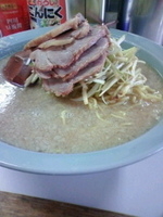 「定番・（ねぎチャーシュー）大」@ニューラーメンショップ ドモンの写真