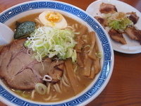 「中トロチャーシューメン（中太麺）￥1,000+中盛サービス￥0」@常勝軒 伊勢崎総本店の写真