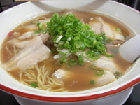 「ジャンボラーメン」@元祖第一旭 摂津本店の写真