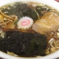 「醤油らーめん600円」@手打ちら～めん かど番の写真