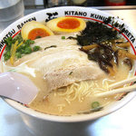 「ぶぅらーめん」@らーめん ぶぅ 中野店の写真