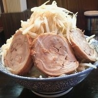 「ともらーめん小豚・野菜大盛・ニンニク ￥820」@麺家 大須賀 台新店の写真