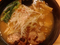 「大山黒牛らーめん こってり」@ラーメン 道玄の写真