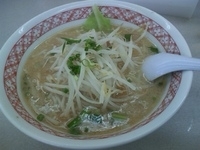 「塩にんにく 630円」@めん丸 塩山店の写真