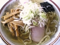 「塩ラーメン（550円）」@万福の写真