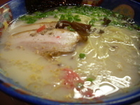 「とんこつラーメン」@麺屋なるきす 府中店の写真