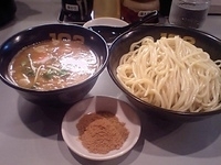 「味玉つけめん大盛り（夜の部）+かつお粉」@つけめん102 大宮店の写真